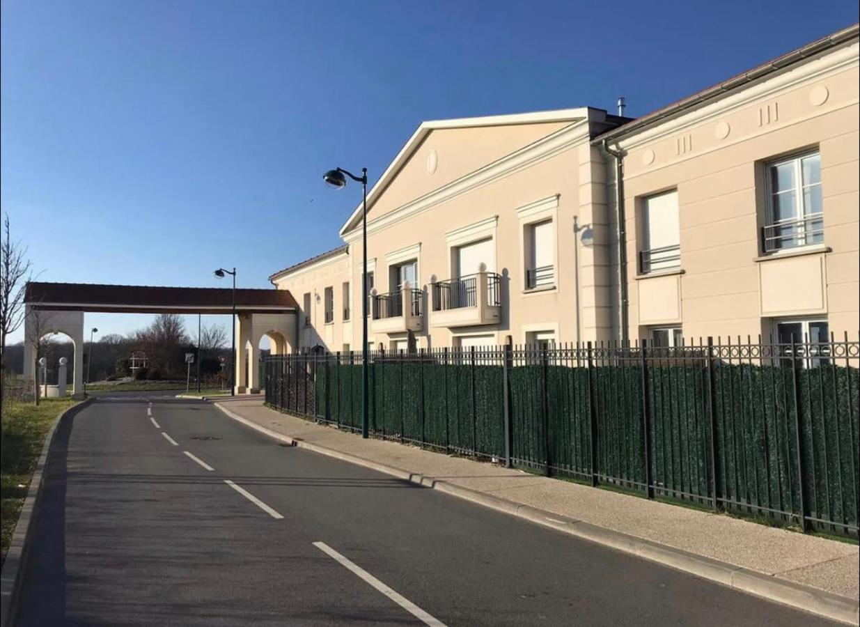 Apartamento Logement Exceptionnel Avec Jardin Proche Disney Montévrain Exterior foto
